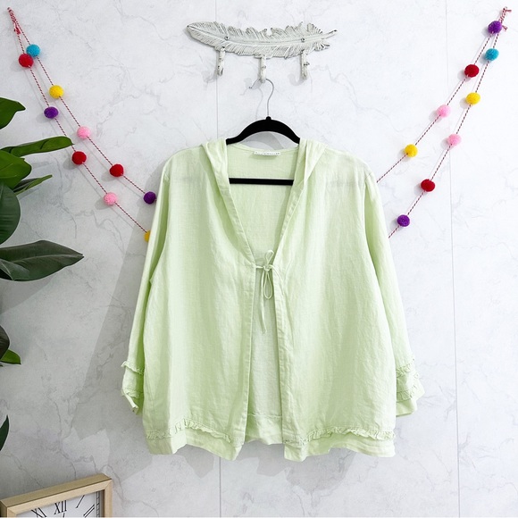 bryn Walker Jackets & Blazers - Bryn Walker LARGE Green Linen Artsy Ruffle Trim Hooded Jacket Top